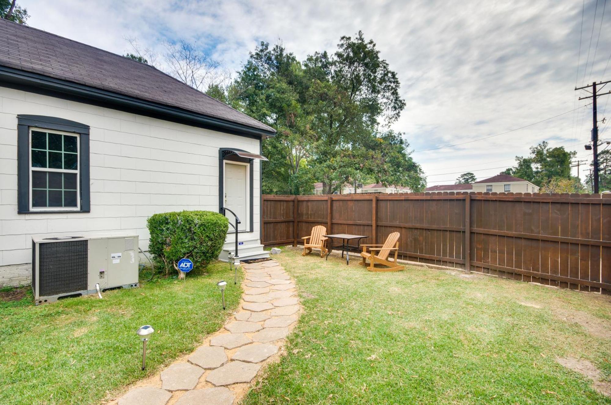 Modern Greenwood Studio Less Than 1 Mi To Downtown! ภายนอก รูปภาพ