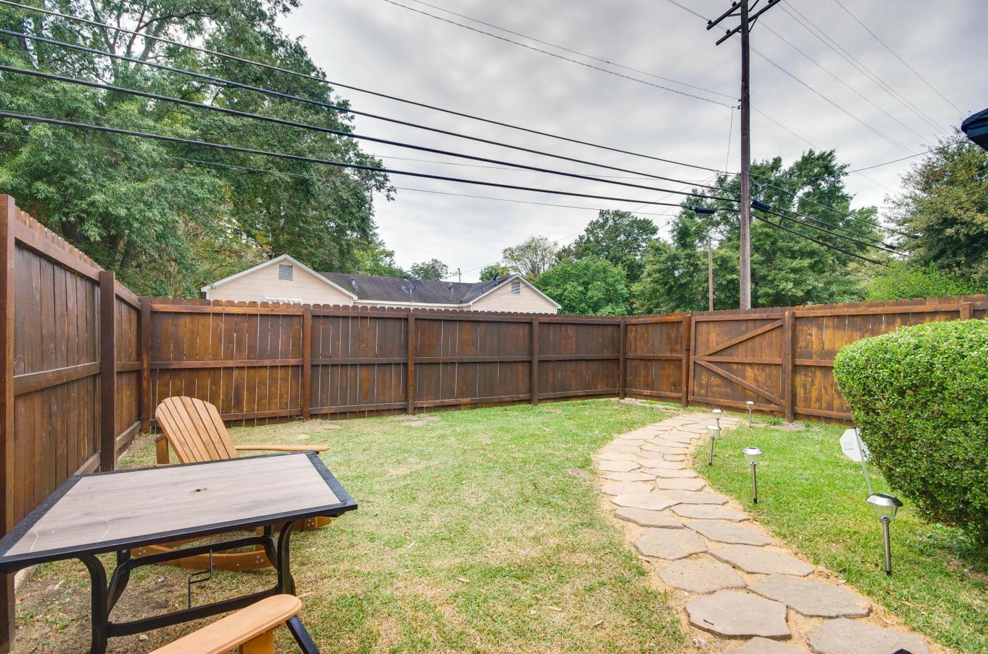 Modern Greenwood Studio Less Than 1 Mi To Downtown! ภายนอก รูปภาพ